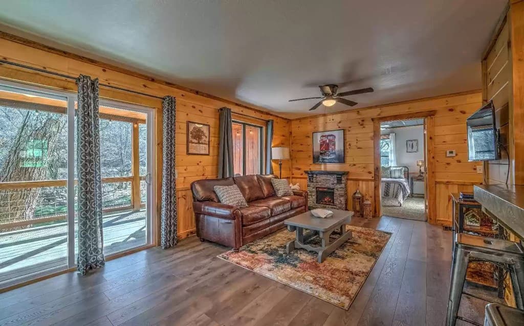 141 Mountain Rivers Road, Mineral Bluff GA 30559 - Photo