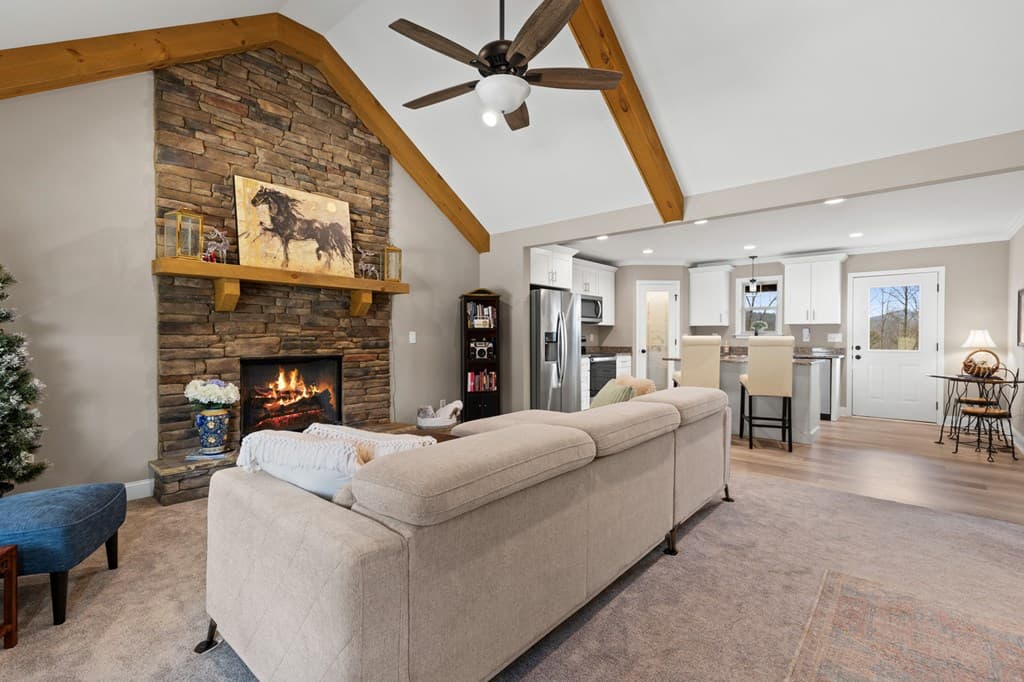 1281 Twisted Oak Road, Talking Rock GA 30175 - Photo