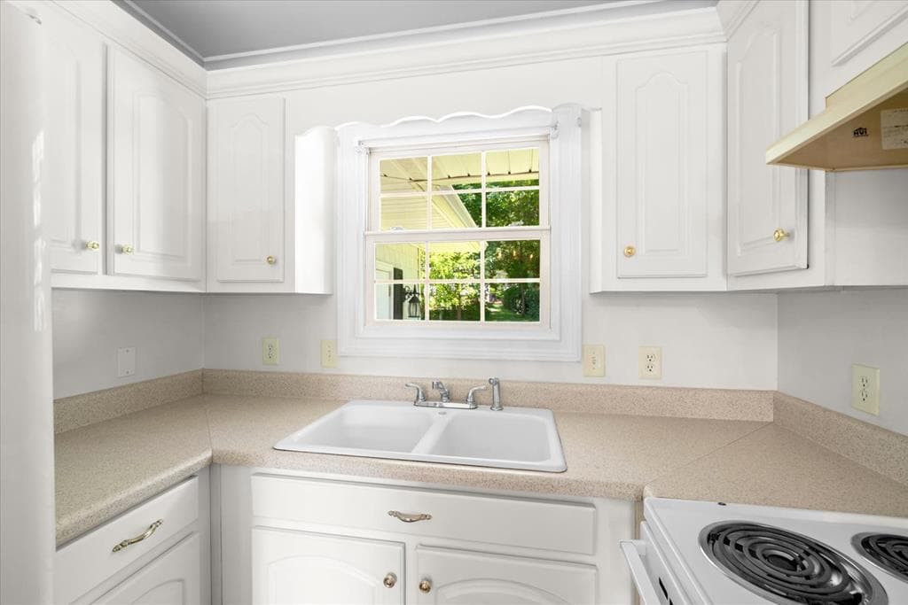 527 E Austin Dr, Chatsworth GA 30705 - Photo