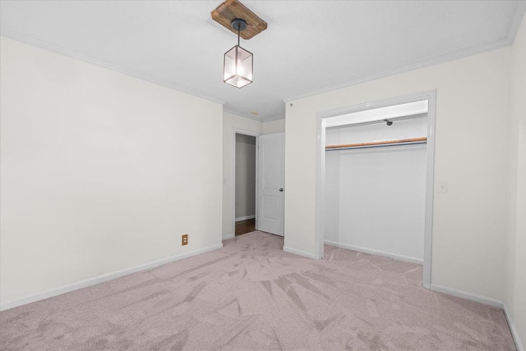 527 E Austin Dr, Chatsworth GA 30705 - Photo