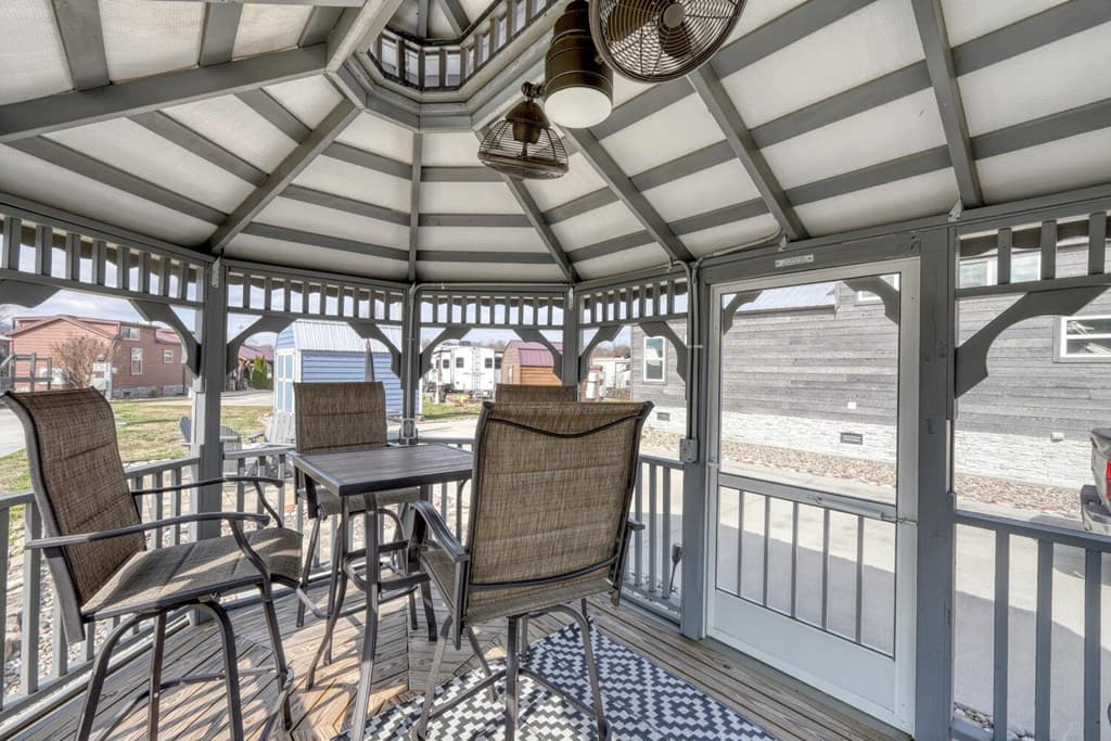 310 Mountain Creek Road, Blairsville GA 30512 - Photo