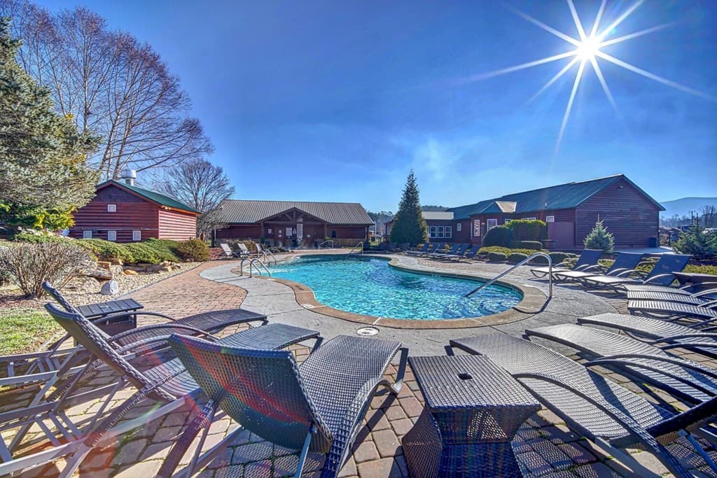 310 Mountain Creek Road, Blairsville GA 30512 - Photo