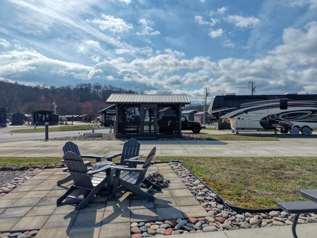 310 Mountain Creek Road, Blairsville GA 30512 - Photo