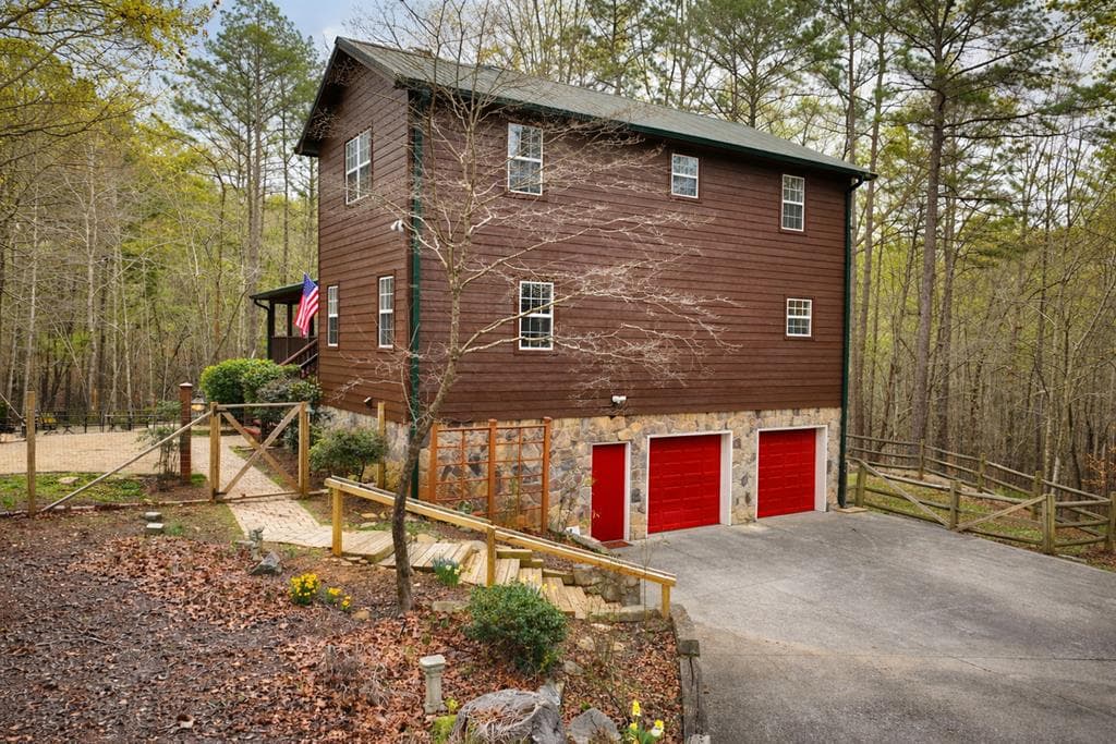 144 Emerald Cove Drive, Ellijay GA 30540 - Photo