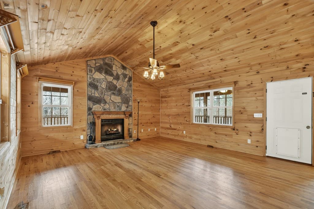 144 Emerald Cove Drive, Ellijay GA 30540 - Photo
