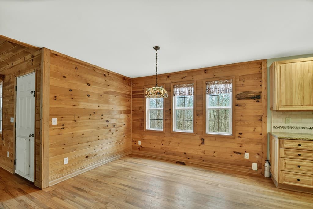 144 Emerald Cove Drive, Ellijay GA 30540 - Photo