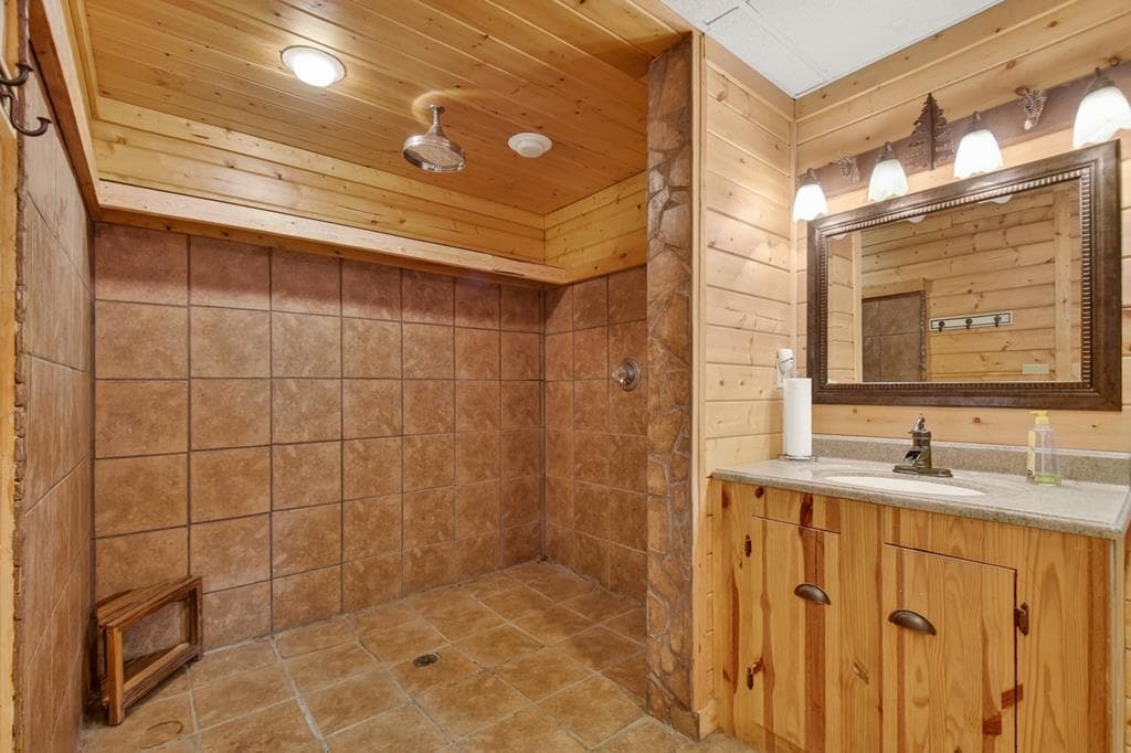 144 Emerald Cove Drive, Ellijay GA 30540 - Photo