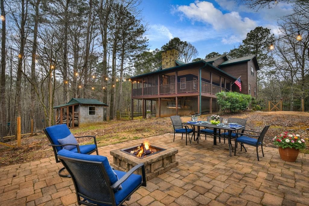 144 Emerald Cove Drive, Ellijay GA 30540 - Photo