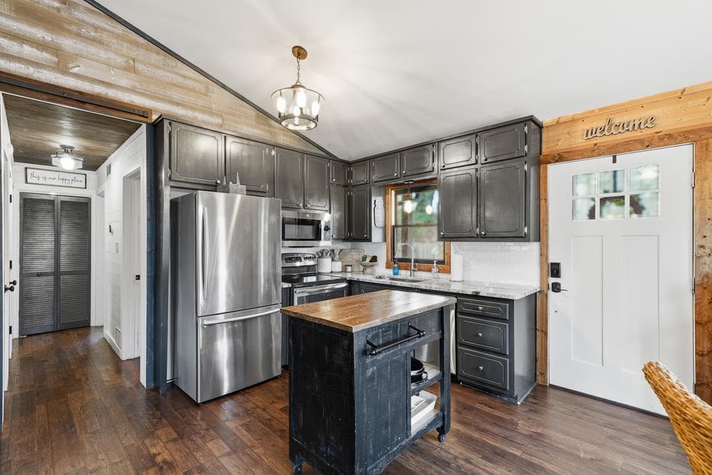 130 Clark Drive, Ellijay GA 30540 - Photo