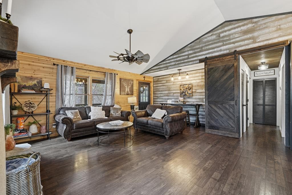 130 Clark Drive, Ellijay GA 30540 - Photo