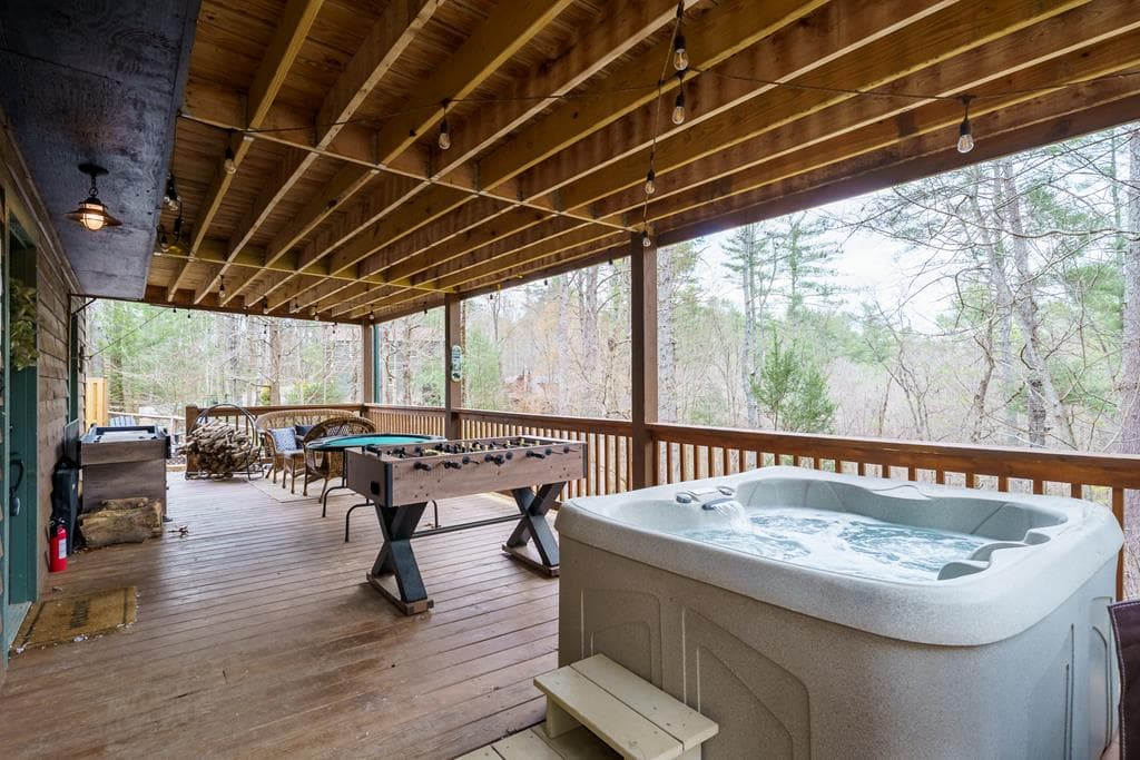 130 Clark Drive, Ellijay GA 30540 - Photo
