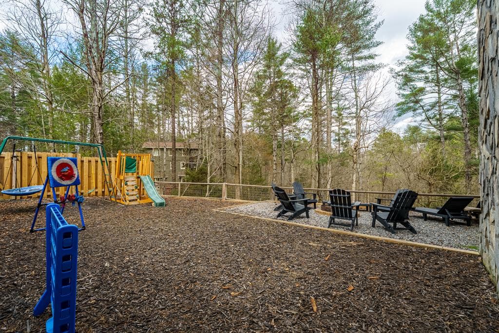 130 Clark Drive, Ellijay GA 30540 - Photo