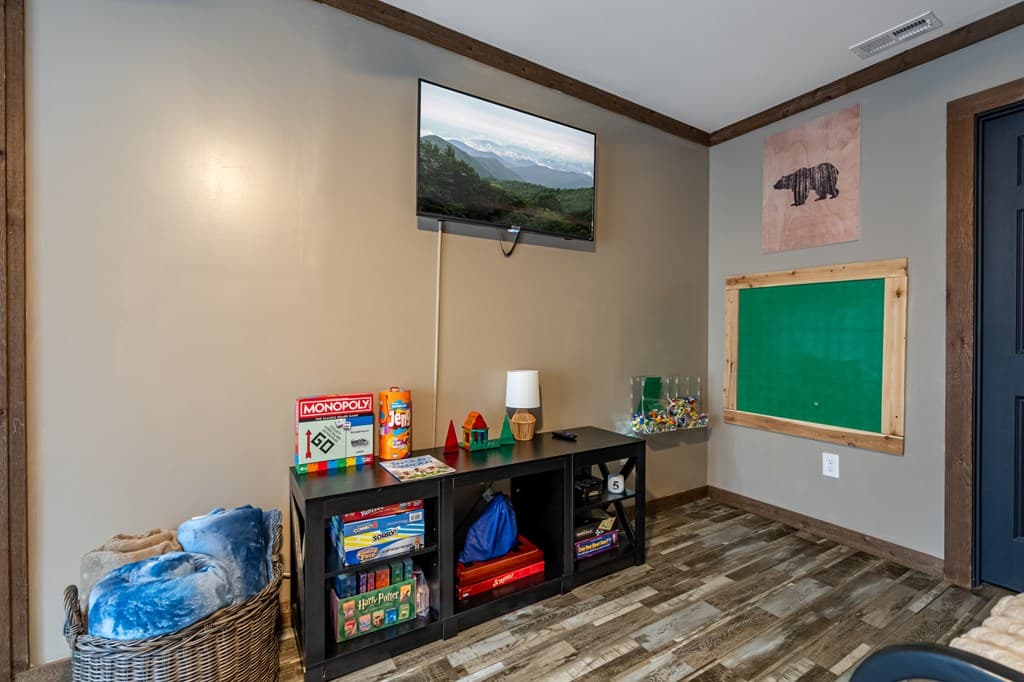 130 Clark Drive, Ellijay GA 30540 - Photo