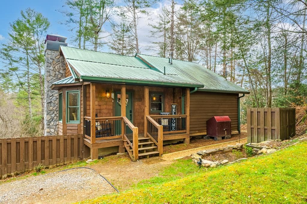 130 Clark Drive, Ellijay GA 30540 - Photo