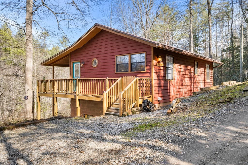 608 Hilltop Lane, Murphy NC 28906 - Photo