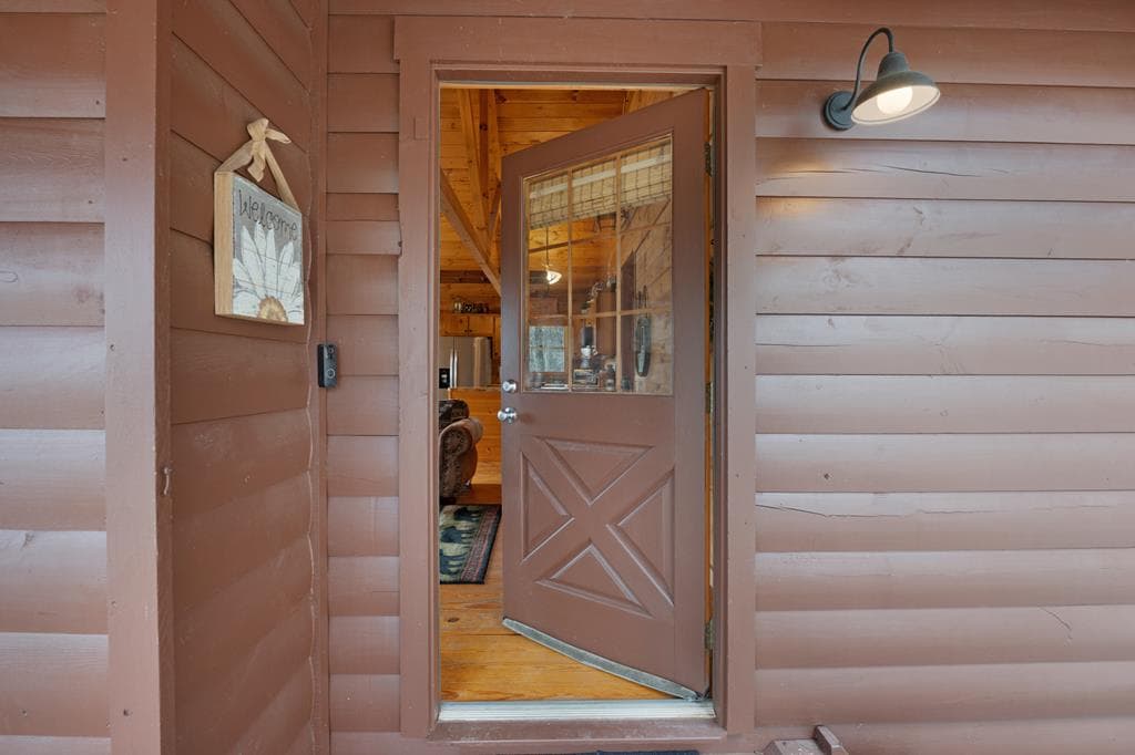 173 Mountain Laurel Lane, Ellijay GA 30536 - Photo