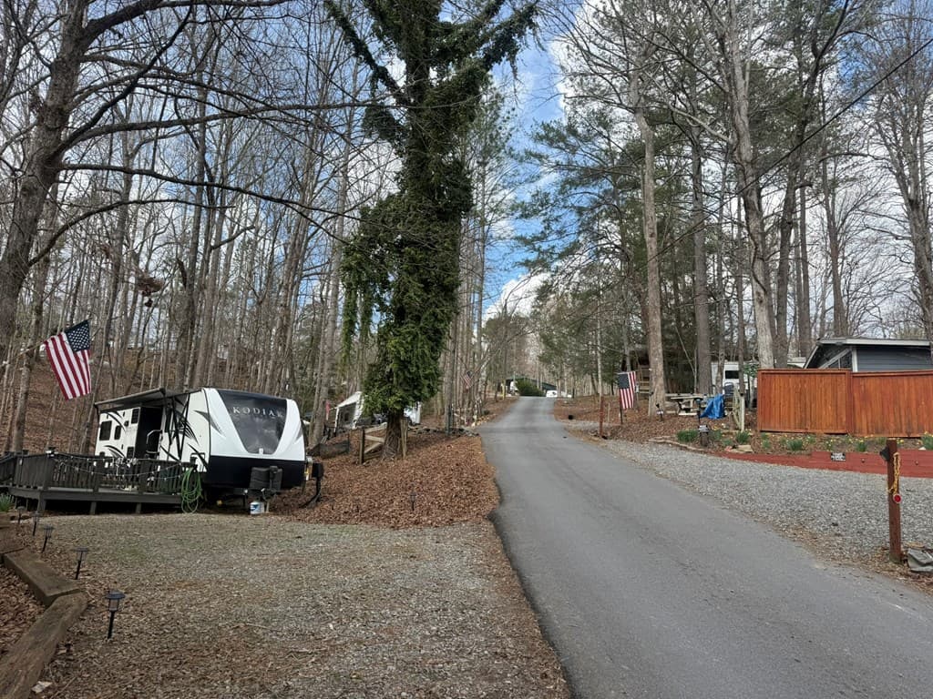 532 10th Street, Ellijay GA 30540 - Photo