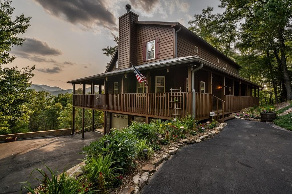 349 Moon Shadow View N, Blairsville GA 30512 - Photo