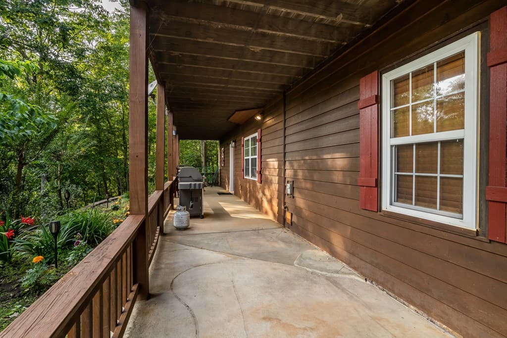 349 Moon Shadow View N, Blairsville GA 30512 - Photo