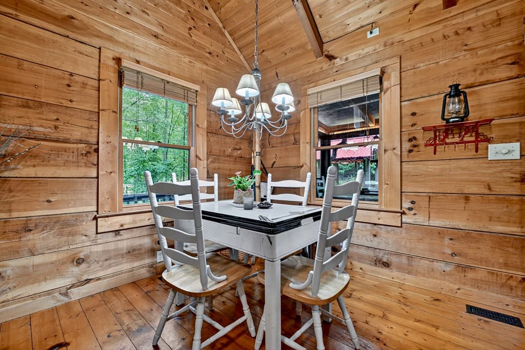 430 Chestnut Ridge, Blue Ridge GA 30513 - Photo