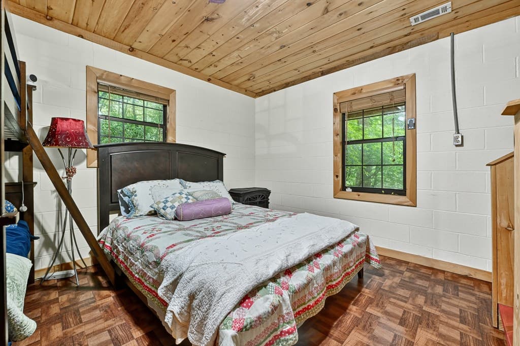 430 Chestnut Ridge, Blue Ridge GA 30513 - Photo