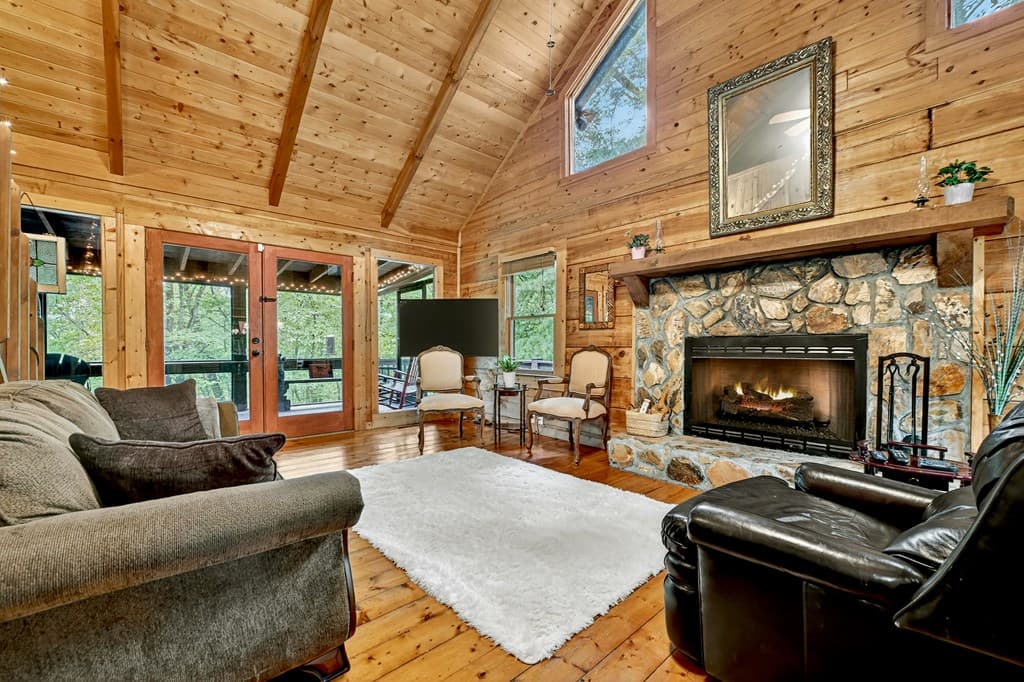 430 Chestnut Ridge, Blue Ridge GA 30513 - Photo