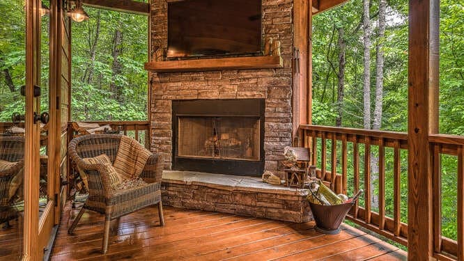 395 Mill Creek Acres, Blue Ridge GA 30513 - Photo