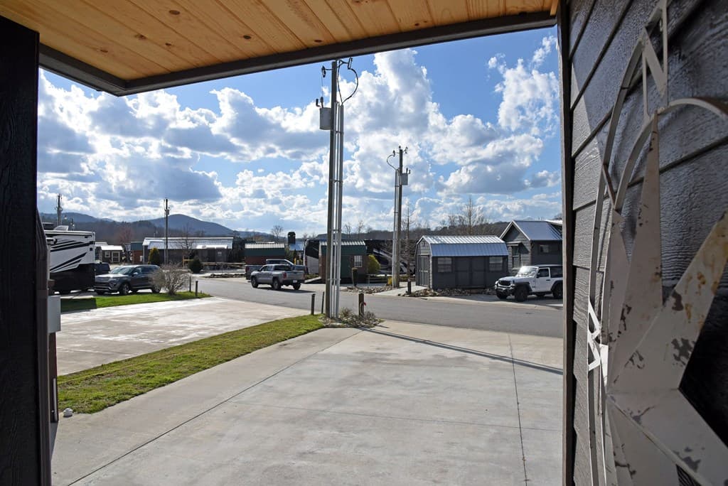 435 Golden Nugget, Blairsville GA 30512 - Photo