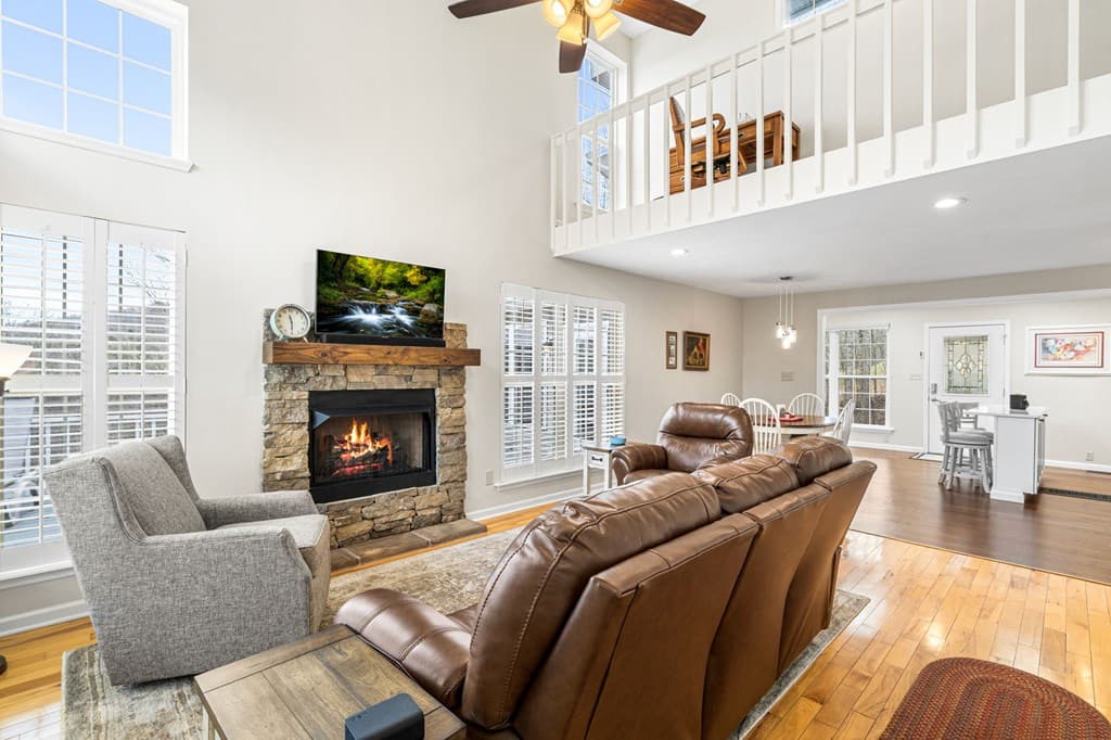 295 White Oak Drive, Warne NC 28909 - Photo