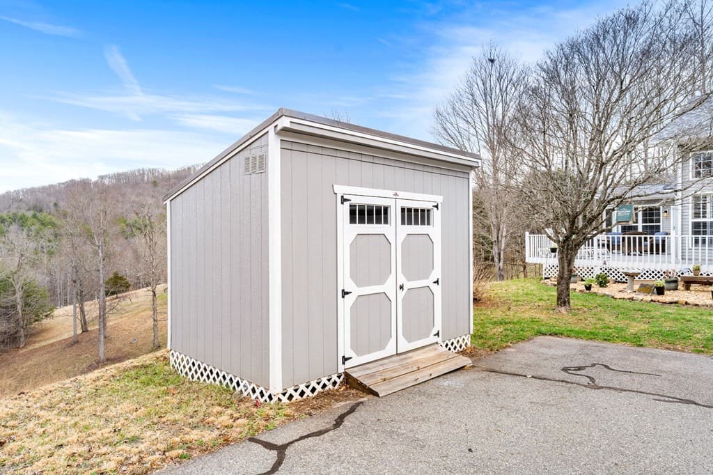 295 White Oak Drive, Warne NC 28909 - Photo