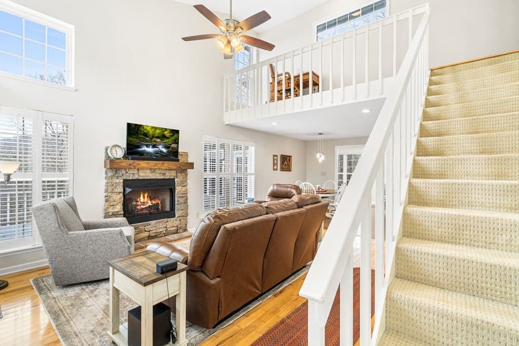 295 White Oak Drive, Warne NC 28909 - Photo