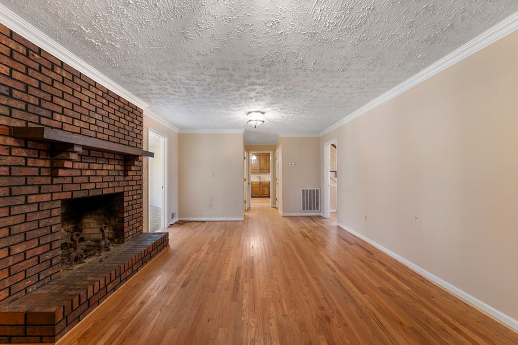 174 Cline Drive, Cartersville GA 30120 - Photo