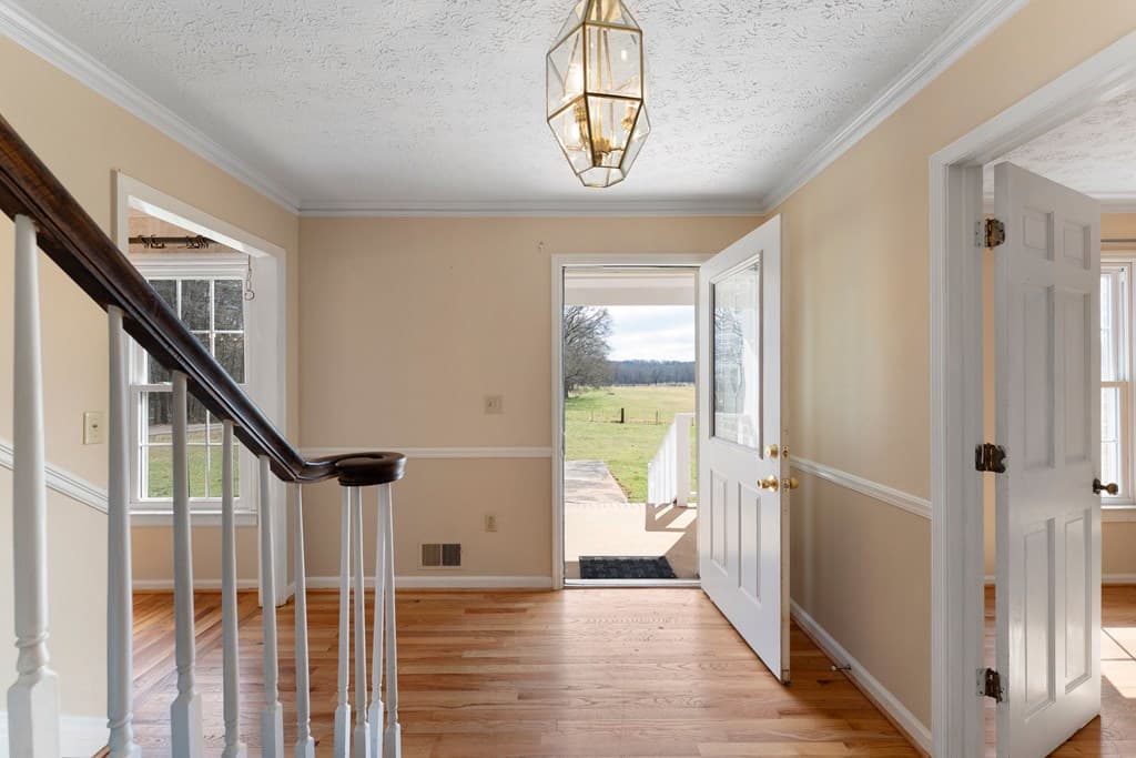 174 Cline Drive, Cartersville GA 30120 - Photo