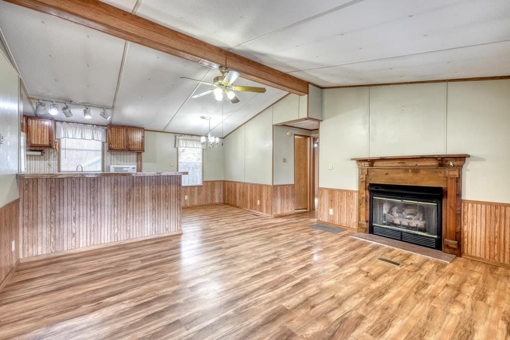 240 Ruby Lake Drive N, Hiawassee GA 30546 - Photo