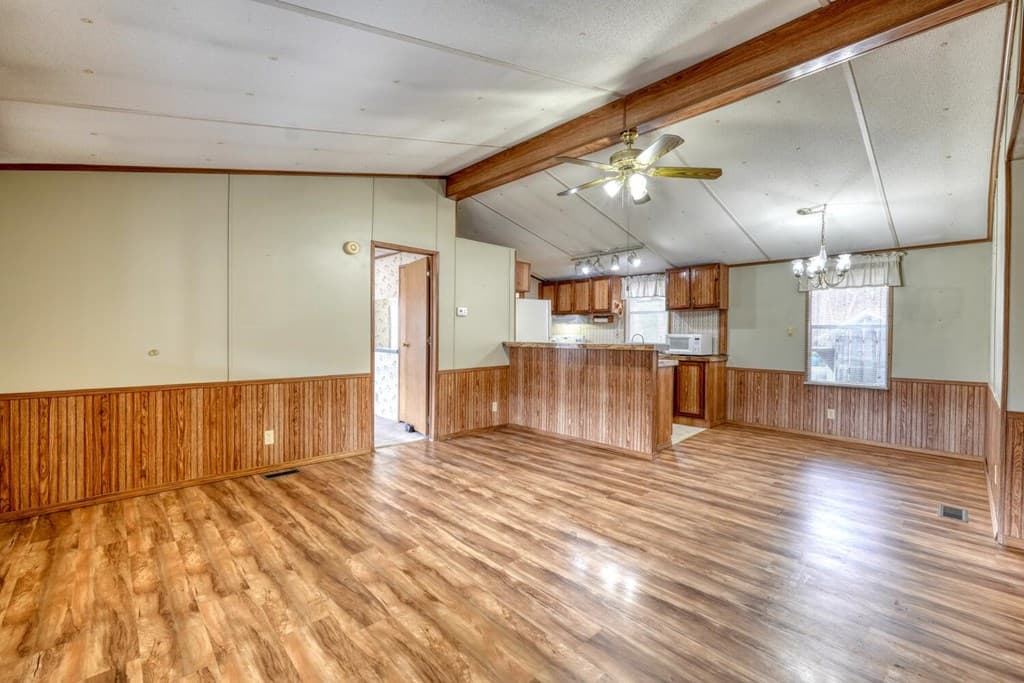 240 Ruby Lake Drive N, Hiawassee GA 30546 - Photo