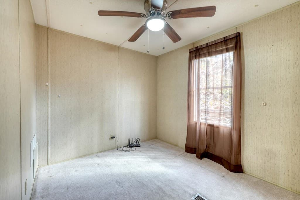 240 Ruby Lake Drive N, Hiawassee GA 30546 - Photo