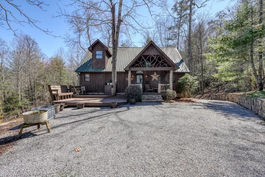 4852 Hf Lyons Road, Hiawassee GA 30546 - Photo
