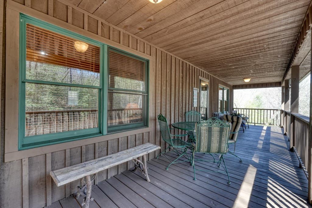 4852 Hf Lyons Road, Hiawassee GA 30546 - Photo