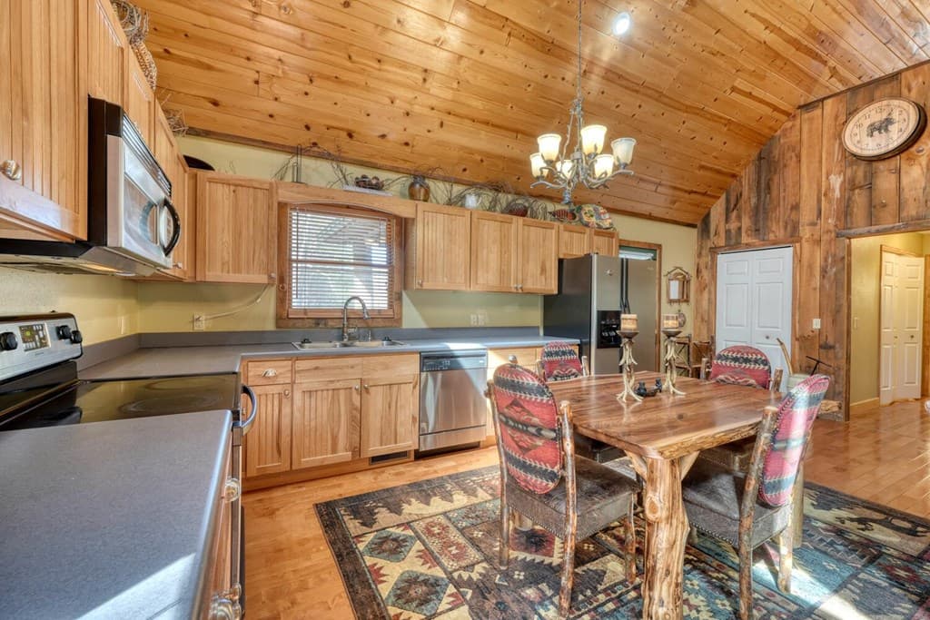 4852 Hf Lyons Road, Hiawassee GA 30546 - Photo