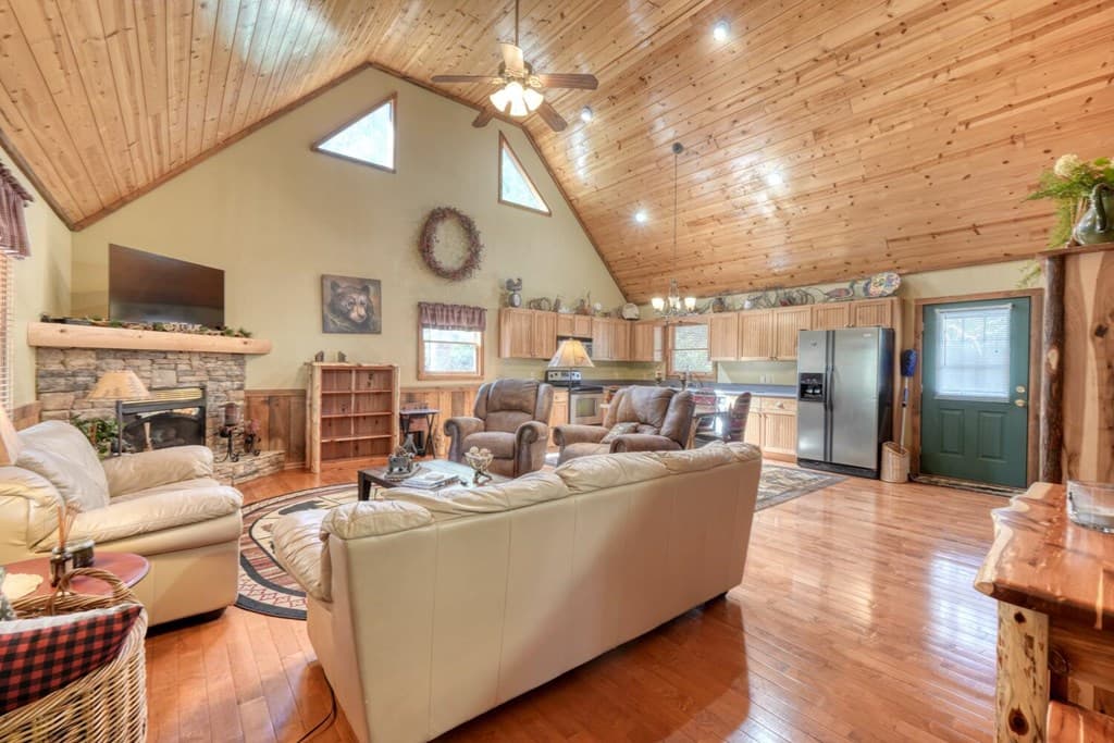 4852 Hf Lyons Road, Hiawassee GA 30546 - Photo