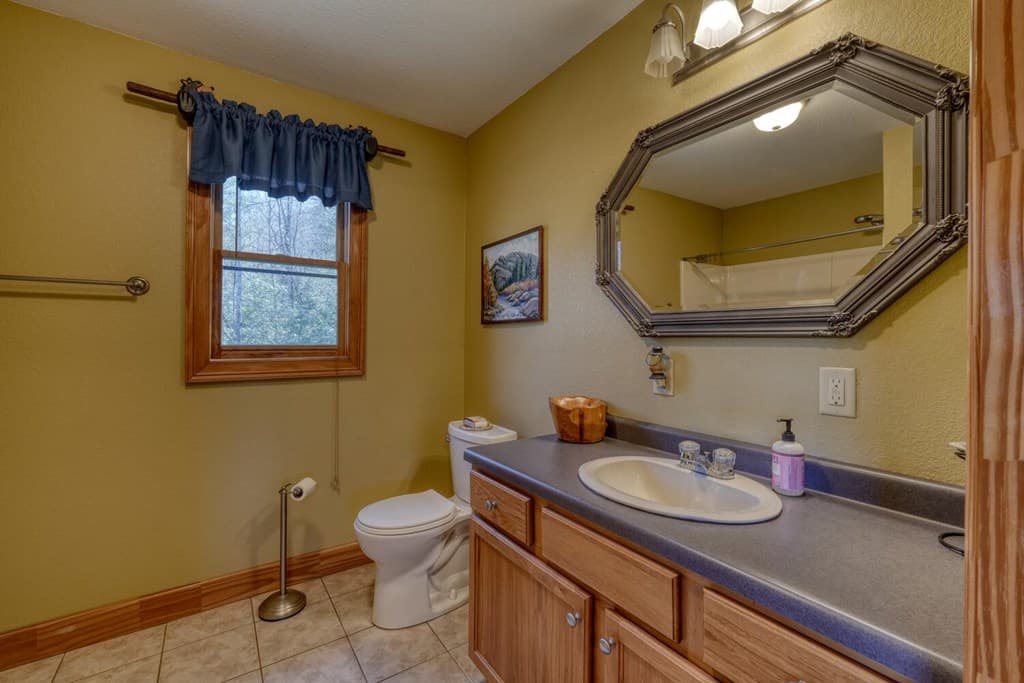 4852 Hf Lyons Road, Hiawassee GA 30546 - Photo