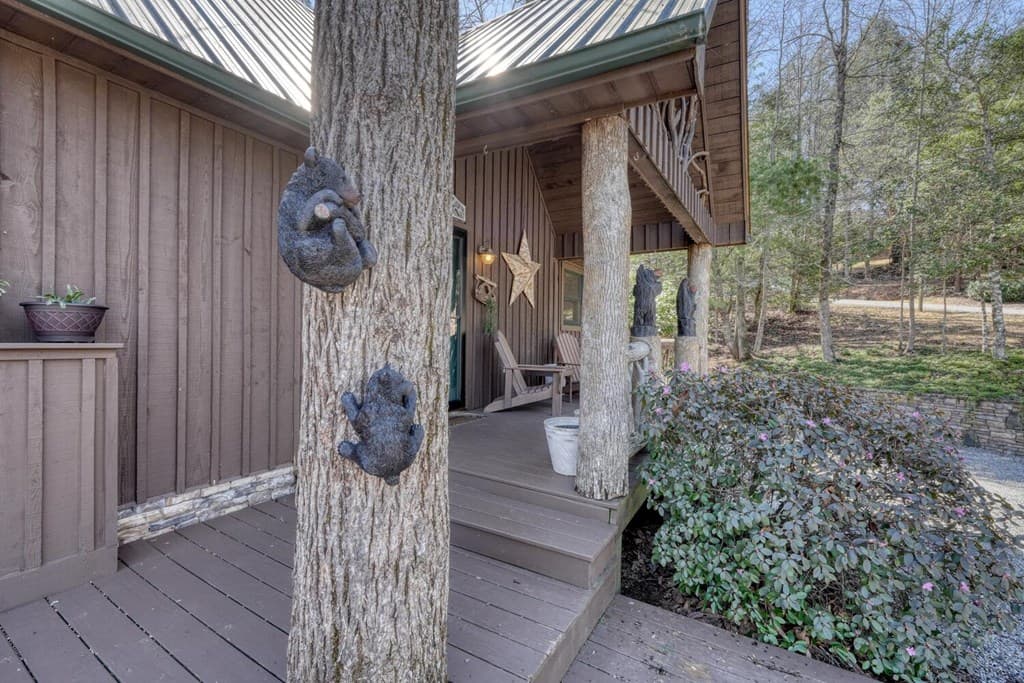4852 Hf Lyons Road, Hiawassee GA 30546 - Photo