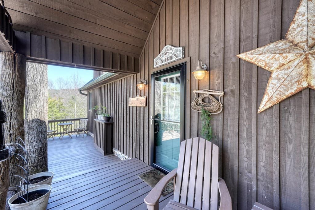 4852 Hf Lyons Road, Hiawassee GA 30546 - Photo
