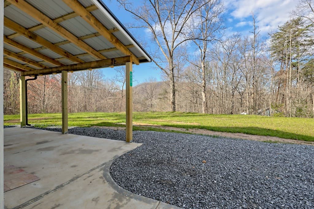472 Hogsed Drive, Hayesville NC 28904 - Photo