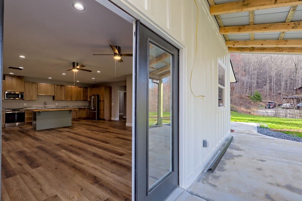472 Hogsed Drive, Hayesville NC 28904 - Photo