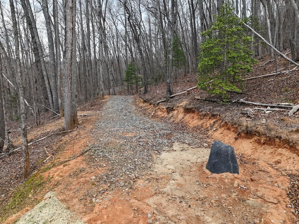 472 Hogsed Drive, Hayesville NC 28904 - Photo