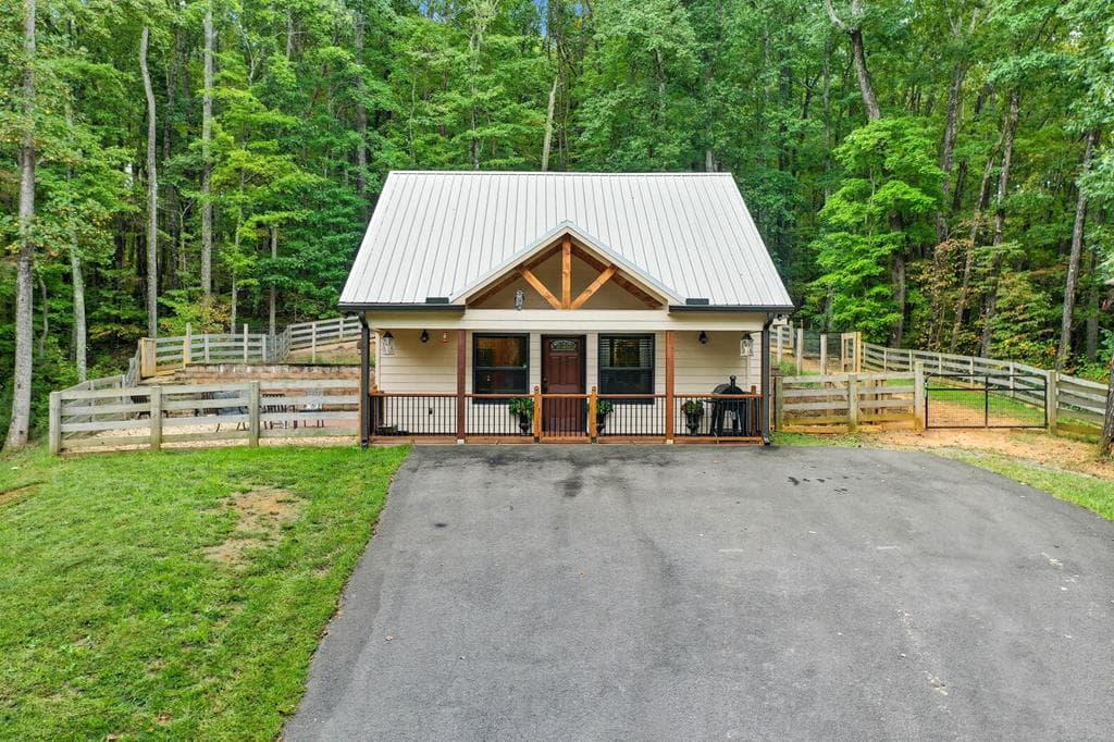 415 Woods Road, Talking Rock GA 30175 - Primary photo