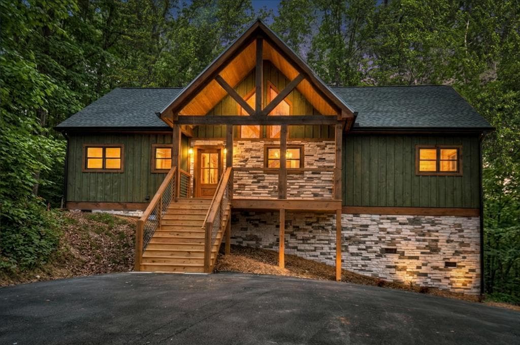 191 Bent Wood Lane, Blue Ridge GA 30513 - Primary photo