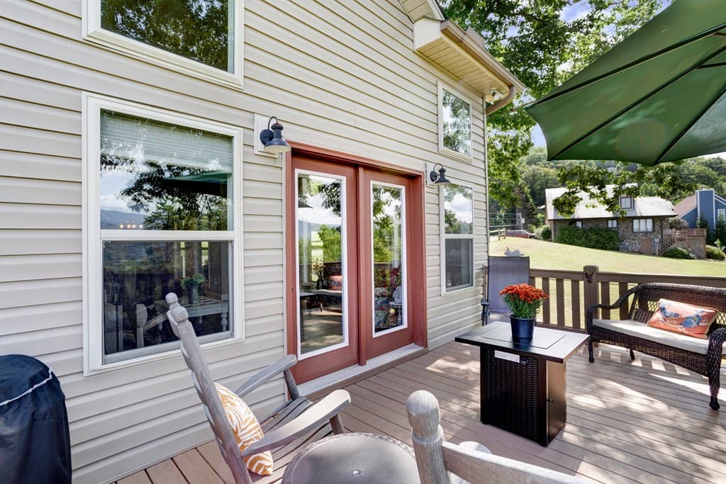 379 Chancey Drive, Hiawassee GA 30546 - Photo