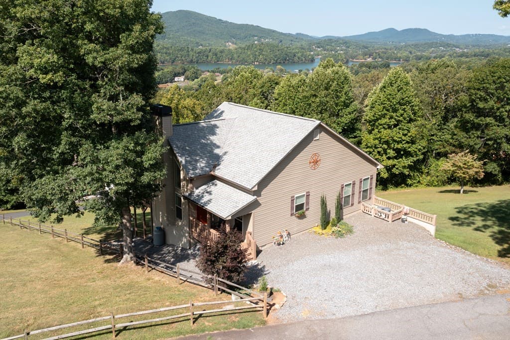 379 Chancey Drive, Hiawassee GA 30546 - Photo